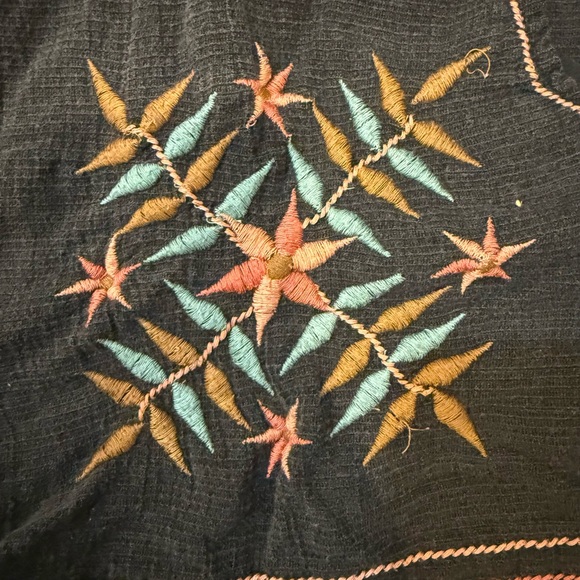 AE American Eagle Black Embroidered Pull-On Festival Shorts Medium - Picture 4 of 5